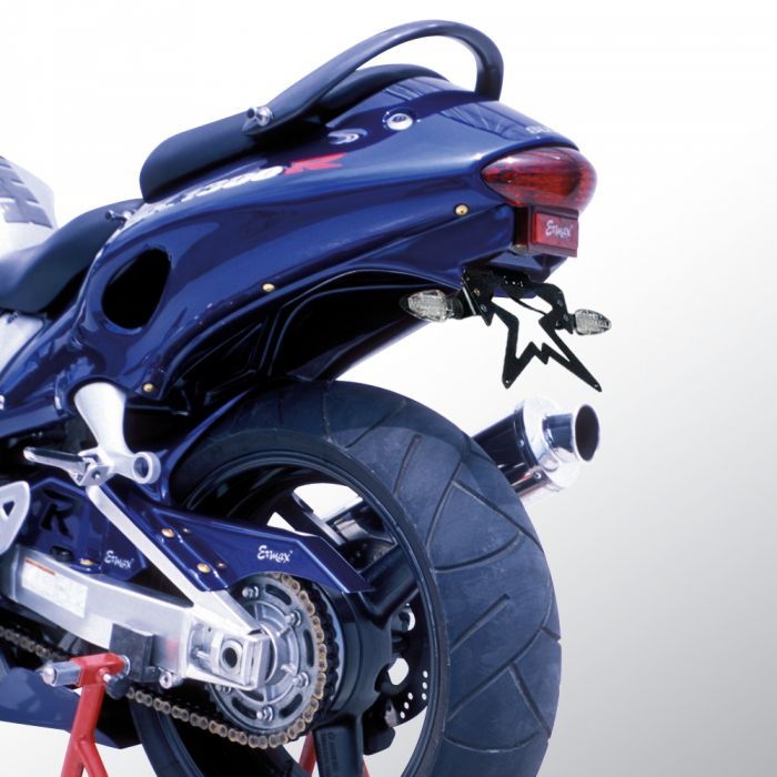 passage de roue GSXR 1300 99/2007 passage de roue GSXR 1300 99/2007